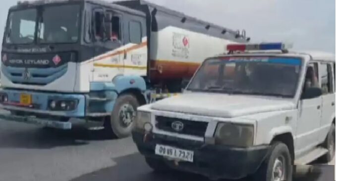 Police escort fuel tankers as drivers’ stir sparks fuel crisis in Odisha