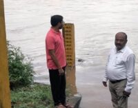 ଜଳ ସେଚନ ବଙ୍ଗଳା ଠାରେ ମହାନଦୀର ଜଳ ସ୍ତର ମାପକ ଗଜ୍ ପରିଦର୍ଶନ କଲେ ଅତିରିକ୍ତ ଜିଲ୍ଲାପାଳ