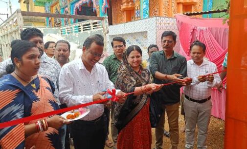 ଓଡିଶା ରାଜ୍ୟ ସମବାୟ ବାଣିଜ୍ୟ ମହାସଂଘ ଲିଃ. ଓ ଆଂଚଳିକ କ୍ଷେତ୍ର ପରିଚାଳକ ମାର୍କଫେଡ଼ ବଲାଙ୍ଗୀର ଜିଲ୍ଲାର ଚନ୍ଦନଭାଟି ପେସ୍କରେ ପ୍ରଥମ ଥର ଲାଗି ଉପଯୁକ୍ତ ମାନ ବହନ କରୁଥିବା ତୈଳ ଜାତୀୟ ବୀଜ କ୍ରୟର ଶୁଭାରମ୍ଭ