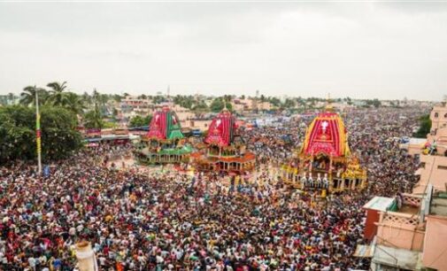 ଜନ୍ମବେଦୀ ଛାଡ଼ି ରତ୍ନବେଦୀକୁ ବାହୁଡ଼ୁଛନ୍ତି ଚତୁର୍ଦ୍ଧାମୂରତି, ବଡ଼ଦାଣ୍ଡରେ ଗଡ଼ି ଚାଲିଛି ତିନି ରଥ