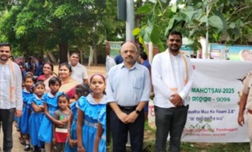 AM/NS India celebrates Van Mahotsav at Paradeep