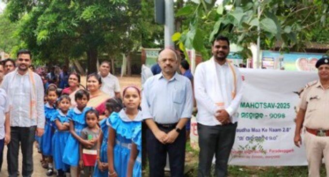 AM/NS India celebrates Van Mahotsav at Paradeep