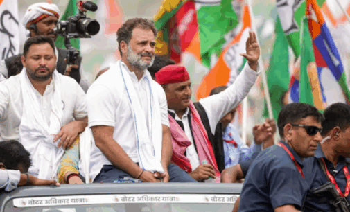 Rahul Gandhi on stage, Tejashwi Yadav declares himself chief ministerial face