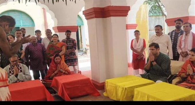 ରାଜ ମହଲରେ ପାଳନ ହେଲା ନୂଆଁଖାଇ , ଏକାଠି ଖାଇଲେ ରାଜ ପରିବାର