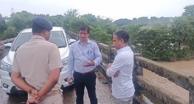 ଯାଜପୁର ଜିଲ୍ଲା ପ୍ରଶାସନ ପକ୍ଷରୁ ବନ୍ୟା ପ୍ରଭାବିତ ଅଞ୍ଚଳରେ ରିଲିଫ ଓ ଉଦ୍ଧାର କାର୍ଯ୍ୟ ଜାରୀ