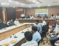 ଜିଲ୍ଲାପାଳଙ୍କ ଅଧ୍ୟକ୍ଷତା ରେ ସ୍ବାସ୍ଥ୍ୟ ବିଭାଗ ର ସମସ୍ତ ମୁଖ୍ୟ ବିତରଣୀୟ ଉପରେ ସମୀକ୍ଷା କରିବା ବୈଠକ ଅନୁଷ୍ଠିତ