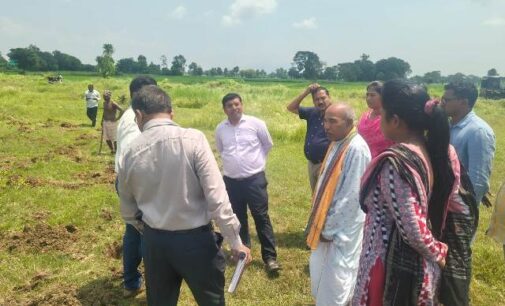 ଇଚ୍ଛାପୁର ଗ୍ରାମରେ ମା ପାଇଁ ଗଛଟିଏ କାର୍ଯ୍ୟକ୍ରମ ଆୟୋଜନର ପ୍ରସ୍ତୁତି ସମୀକ୍ଷା କଲେ ଜିଲ୍ଲାପାଳ