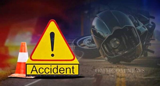 ହେଲମେଟ୍ ନପିନ୍ଧିବା ହେଉଛି କାଳ ; ବର୍ଷକରେ ଗଲାଣି ୧୬୯୬ ଜୀବନ