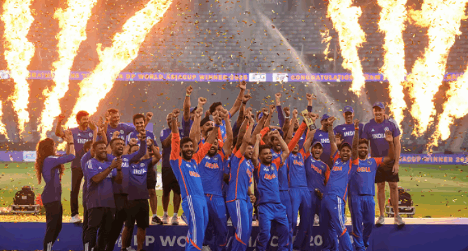 India not awarded Asia Cup trophy after their refusal to take it from Pak minister Naqvi, celebrate empty-handed on stage