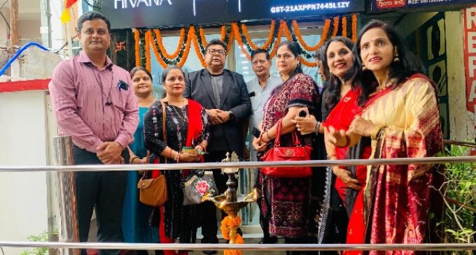 HIVANA AND MAMTA DORI JOIN HANDS TO LAUNCH A NEW SHOWROOM WITH A COLLECTION OF SILVER JEWELLRY AND HANDLOOM SAREES