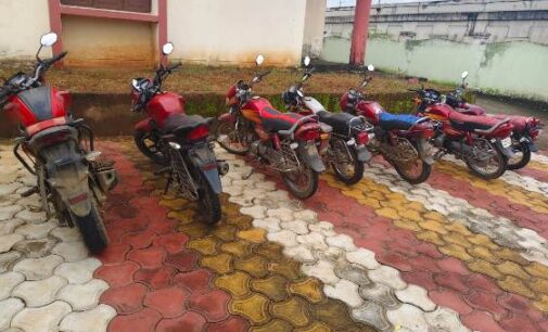 ମୁକୁନ୍ଦପ୍ରସାଦ ଚେକ ଗେଟ ନିକଟରୁ ଦୁଇ ବାଇକ ଚୋରଙ୍କୁ ଗିରଫ କଲା ଶିଳ୍ପାଞ୍ଚଳ ପୁଲିସ