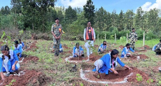 ପ୍ରଧାନମନ୍ତ୍ରୀଙ୍କ ଜନ୍ମ ଦିନରେ ଏକ ଦିବସୀୟ ସାମୁହିକ ବୃକ୍ଷରୋପଣ