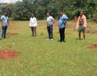 ହରଭଙ୍ଗା ବ୍ଲକର ବିଭିନ୍ନ ଗ୍ରାମ ପରିଦର୍ଶନ କଲେ ଉପ ଜିଲ୍ଲାପାଳ ବିନୟ କୁମାର ଭୋଇ