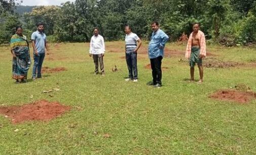 ହରଭଙ୍ଗା ବ୍ଲକର ବିଭିନ୍ନ ଗ୍ରାମ ପରିଦର୍ଶନ କଲେ ଉପ ଜିଲ୍ଲାପାଳ ବିନୟ କୁମାର ଭୋଇ