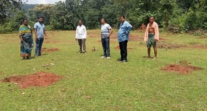 ହରଭଙ୍ଗା ବ୍ଲକର ବିଭିନ୍ନ ଗ୍ରାମ ପରିଦର୍ଶନ କଲେ ଉପ ଜିଲ୍ଲାପାଳ ବିନୟ କୁମାର ଭୋଇ