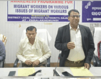ଗଜପତି : ଜିଲ୍ଲା ଆଇନସେବା ପ୍ରାଧିକରଣ ପକ୍ଷରୁ ପ୍ରବାସୀ ଶ୍ରମିକଙ୍କ ବିଭିନ୍ନ ସମସ୍ୟା ସମ୍ବନ୍ଧୀୟ ସଚେତନତା କାର୍ଯ୍ୟକ୍ରମ