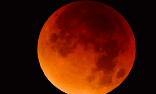 ଆଜି ଚନ୍ଦ୍ରଗ୍ରହଣ : ମଧ୍ୟାହ୍ନ ୧୨ଟା ୫୭ମିନିଟ ୨୨ ସେକେଣ୍ଡ ପରେ ପାକ ତ୍ୟାଗ ଓ ଦେବ ନୀତି ନିଷେଧ