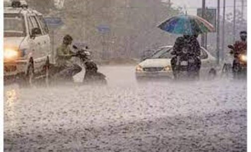 ଓଡ଼ିଶା ମୁହାଁ ଗଭୀର ଅବପାତ: ୭ ଜିଲ୍ଲାକୁ ରେଡ୍ ୱାର୍ଣ୍ଣିଂ, ଗୋପାଳପୁର ଓ ପାରଦ୍ୱୀପକୁ ୩ ନମ୍ବର ବିପଦ ସଂକେତ