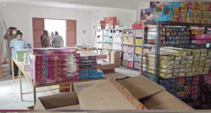 ଗଜପତି : ୧୫ ଲକ୍ଷ ଟଙ୍କାରୁ ଉର୍ଦ୍ଧ୍ବ ମୂଲ୍ୟର ଆତସବାଜି (ବାଣ ସାମଗ୍ରୀ) ପାରଳା ପୋଲିସ ଦ୍ବାରା ଜବତ