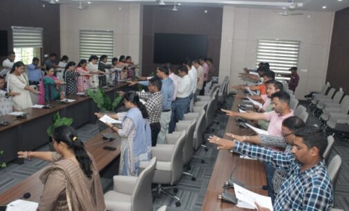 ଦୁର୍ନୀତି ନିବାରଣ ସଚେତନତା ସପ୍ତାହ ପାଳନ ଉପଲକ୍ଷେ ନାଗରିକଙ୍କ ପାଇଁ ସାଧୁତାର ଶପଥ ପାଠ ଅନୁଷ୍ଠିତ