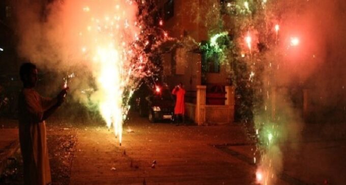 ରାତି ୯ଟା ପରେ ବାଣ ଫୁଟାଇବା ମନା; ନିୟମ ନମାନି ଢୋ, ଢା କଲେ ବାନ୍ଧିବ ପୁଲିସ …