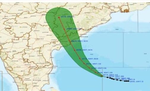 ଭୀଷଣ ବାତ୍ୟାର ରୂପ ନେଲା ବାତ୍ୟା “ମୋନ୍ଥା”
