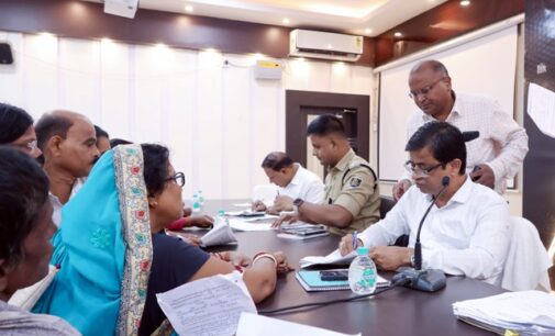 ଯାଜପୁର ଜିଲ୍ଲା ପରିଷଦ ସମ୍ମିଳନୀ କକ୍ଷଠାରେ ଯୁଗ୍ମ ଜନ ଅଭିଯୋଗ ଶୁଣାଣି ଶିବିର