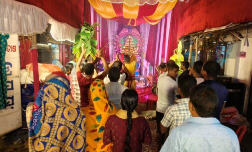 ଗଜଲକ୍ଷ୍ମୀ ପୂଜା ମଣ୍ଡପ ବୁଲିଲେ ଏସ୍ପି, ଶୃଙ୍ଖଳିତ ଭସାଣି ଉପରେ ଗୁରୁତ୍ୱ