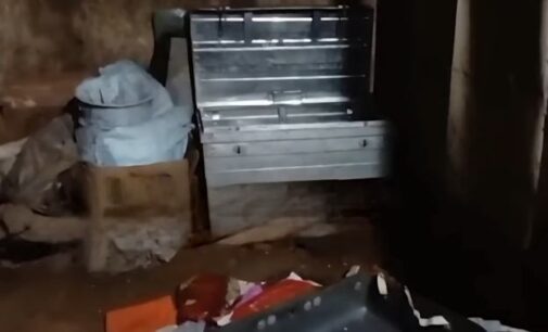 ଦଶପଲ୍ଲା ରେ ମାଓବାଦୀଙ୍କ ନାଁ ରେ ଘରୁ ଲୁଟିନେଲେ ଟଙ୍କା ଓ ସୁନା ଗହଣା