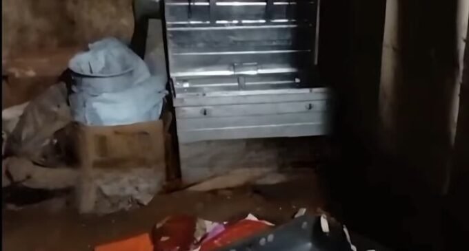 ଦଶପଲ୍ଲା ରେ ମାଓବାଦୀଙ୍କ ନାଁ ରେ ଘରୁ ଲୁଟିନେଲେ ଟଙ୍କା ଓ ସୁନା ଗହଣା