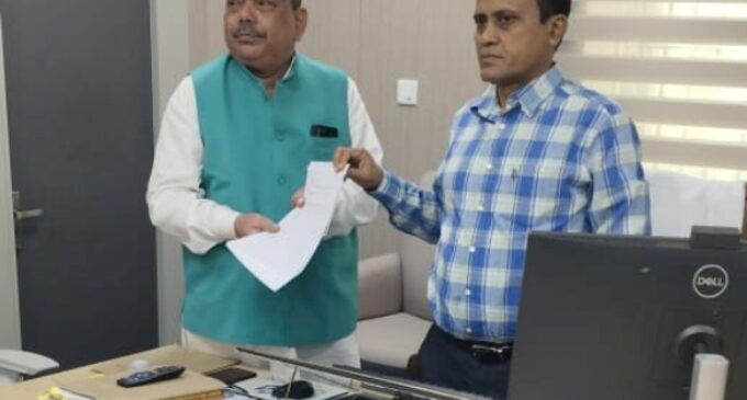 ଇଡ଼କୋକୁ ଗୋଚର ଜମି ହସ୍ତାନ୍ତର ପ୍ରସଙ୍ଗ, ଗ୍ରାମବାସୀ ଜିଲାପାଳଙ୍କୁ ଦେଲେ ଦାବିପତ୍ର