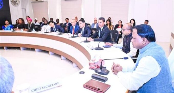 ୩୭ତମ ସଂସଦୀୟ ଇଣ୍ଟର୍ନଶିପ୍ କାର୍ଯ୍ୟକ୍ରମ : ମୁଖ୍ୟମନ୍ତ୍ରୀଙ୍କୁ ସାକ୍ଷାତ କଲେ ୧୨ ଦେଶର ୪୦ ପ୍ରତିନିଧି