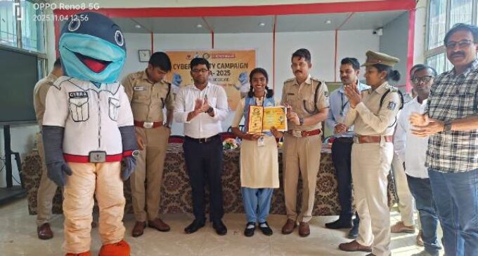 ଜିଲ୍ଲା ସାଇବର ସୁରକ୍ଷା ସଚେତନତା ଅଭିଯାନରେ ପ୍ରଥମ ସ୍ଥାନରେ ବାଲିଗୁଡା ଛାତ୍ରୀ