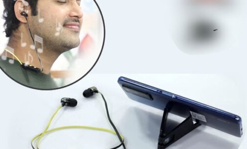 ବିପଦ ସାଜିବାରେ ଲାଗିଛି ବ୍ଲୁ ଟୁଥ ଓ ଇୟର ଫୋନ ! ଯୁବପିଢୀଙ୍କ କ୍ଷେତ୍ରରେ ବଢୁଛି କାନଜନିତ ସମସ୍ୟା