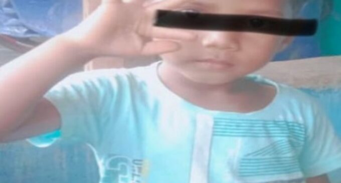 ଚିପ୍ସ ପ୍ୟାକେଟ୍‌ରୁ ପ୍ଲାଷ୍ଟିକ ଖେଳନା ଗିଳି ୪ ବର୍ଷ ଶିଶୁର ମୃତ୍ୟୁ: ସମଗ୍ର ଅଞ୍ଚଳରେ ଶୋକର ଛାୟା