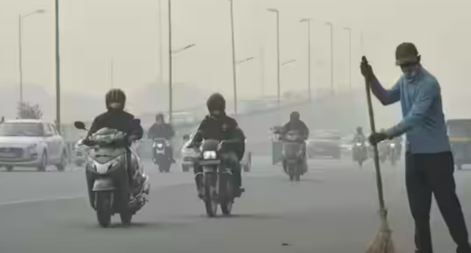 Delhi chokes under dense smog as AQI remains ‘severe’ even with GRAP-IV in force