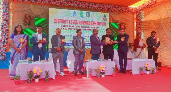ବୌଦ୍ଧ : ଜିଲ୍ଲା ସ୍ତରୀୟ ବିଜ୍ଞାନ ମେଳା ଓ ବାଲ ବୈଜ୍ଞାନିକ ପ୍ରଦର୍ଶନୀ ଉଦଘାଟିତ