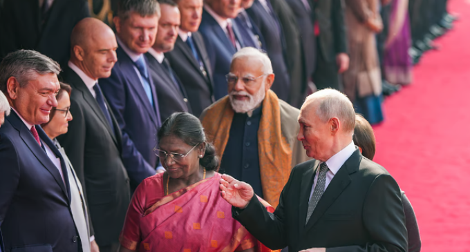 PM Modi, Putin at Hyderabad House after Rajghat visit, guard of honour