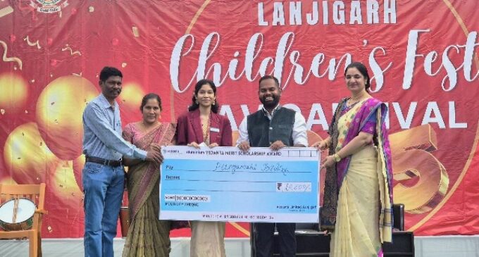 Vedanta Lanjigarh Recognizes Academic Achievers of DAV Vedanta International School Under its Flagship Merit Scholarship Award