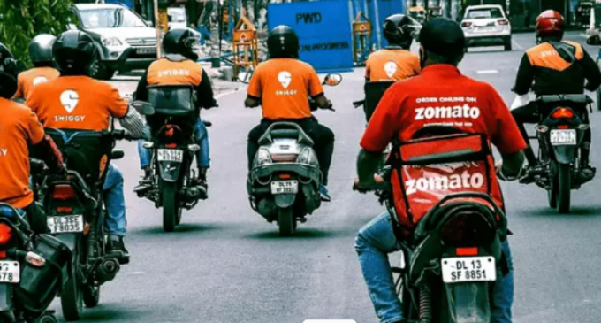 Zomato, Swiggy offer increased payout to gig workers amid strike call by unions on New Year’s Eve