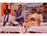 Odisha revenue minister Suresh Pujari visits Kotia, asserts state’s firm grip on  border villages