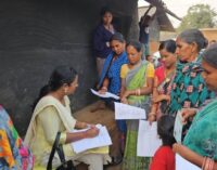 ବୌଦ୍ଧ ଜିଲ୍ଲାର ଦୁର୍ଗମ ତଥା ଉପାନ୍ତ ଅଞ୍ଚଳରେ ପହଞ୍ଚି ଶ୍ରମିକଙ୍କ ସମସ୍ୟା ବୁଝିଲେ ଶ୍ରମ ଅଧିକାରୀ