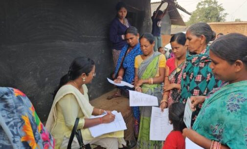 ବୌଦ୍ଧ ଜିଲ୍ଲାର ଦୁର୍ଗମ ତଥା ଉପାନ୍ତ ଅଞ୍ଚଳରେ ପହଞ୍ଚି ଶ୍ରମିକଙ୍କ ସମସ୍ୟା ବୁଝିଲେ ଶ୍ରମ ଅଧିକାରୀ