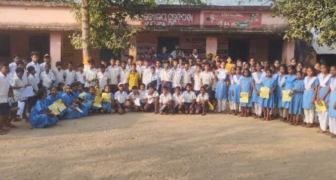 ଜିଲ୍ଲା ଆଇନ ସେବା ପ୍ରାଧିକରଣ ତରଫ ରୁ ଅଧାରୁ ପାଠ ଛାଡିଥିବା ଛାତ୍ର ଛାତ୍ରୀଙ୍କ ପାଇଁ ଆଇନ ସଚତନତା ଶିବିର