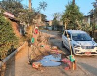 ବାଲିଗୁଡାଠାରୁ ସାଡିଙ୍ଗିଆ ରାସ୍ତା ଅବସ୍ଥା ଅତି ଶୋଚନୀୟ ପୋଲ ମଝିରେ ବଡ଼ ଗର୍ତ୍ତ ସୃଷ୍ଟି: ଦୁର୍ଘଟଣା ଆଶଙ୍କା