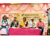 ସାହିତ୍ୟ ଓ ଆଧ୍ୟତ୍ମିକତା ପରସ୍ପର ପରିପୂରକ