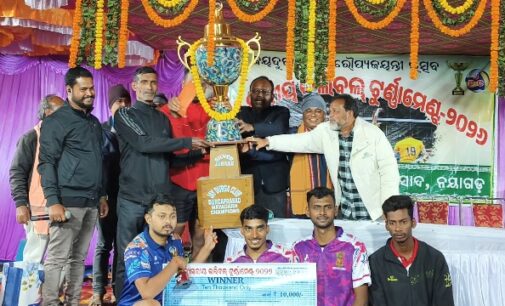 ୨୫ବର୍ଷରେ ପାଦ ଥାପିଛି ଜୟଦୁର୍ଗା କ୍ଲବ ଦ୍ୱାରା ଆୟୋଜିତ ସ୍ମାଶ ଭଲିବଲ ଟୁର୍ନାମେଣ୍ଟ