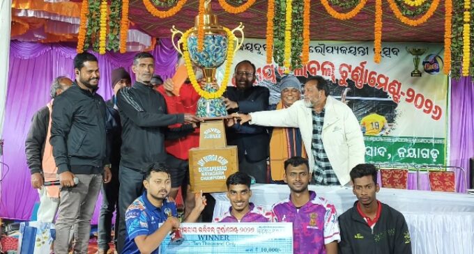 ୨୫ବର୍ଷରେ ପାଦ ଥାପିଛି ଜୟଦୁର୍ଗା କ୍ଲବ ଦ୍ୱାରା ଆୟୋଜିତ ସ୍ମାଶ ଭଲିବଲ ଟୁର୍ନାମେଣ୍ଟ