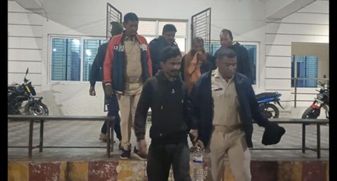 Two Arrested for Selling Poultry Birds