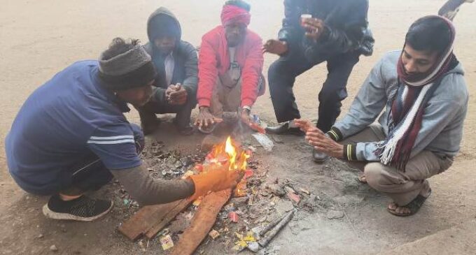 ହାଡଭଙ୍ଗା ଶୀତ ରେ ଥରୁଛି ବାଲିଗୁଡା ସହର: କୃଷି, ଶ୍ରମିକ, ବ୍ୟବସାୟୀକ କାର୍ଯ୍ୟକ୍ଷେତ୍ର ହେଉଛି ବାଧାପ୍ରାପ୍ତ